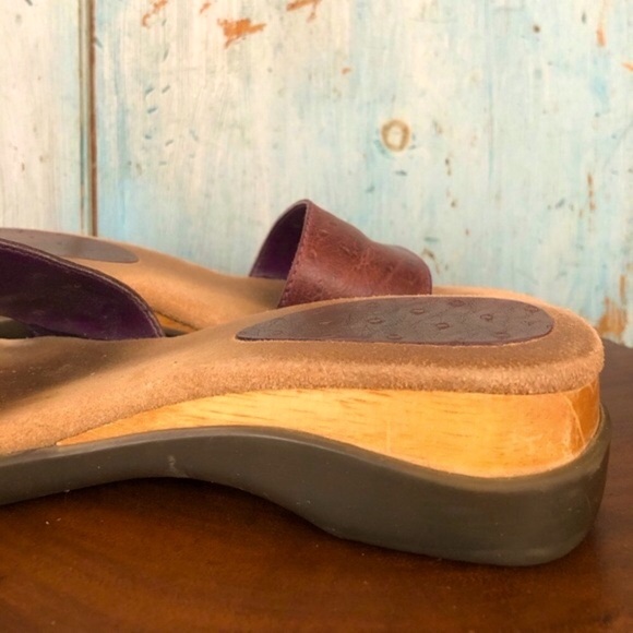 Made in Brazil deep eggplant-colored ostrich leather, comfortable, slide… - Picture 5 of 10